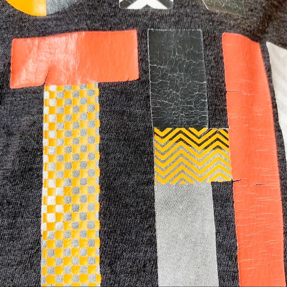 Old Navy Active Graphic Run Exercise Tank Top Tee Run on the Wild Side Girls XL - Picture 5 of 6